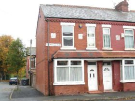 3 bedroom Terraced t...